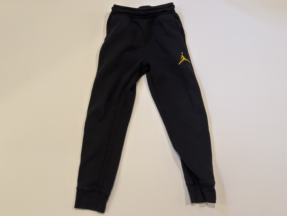 Nike Jordan Boys Youth Small Black Cotton Sweatpants Joggers Athletic Activewear - Picture 1 of 7